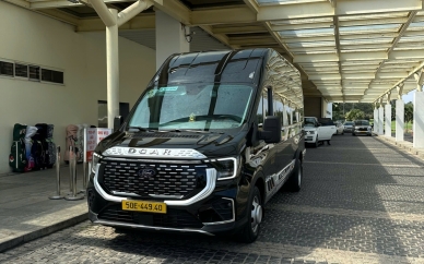 Dịch Vụ Thuê Xe Limousine 9 Chỗ Đi Mũi Né Trọn Gói Tại TPHCM