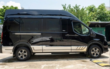 THUÊ XE LIMOUSINE VĨNH LONG 9 CHỖ TẠI TPHCM